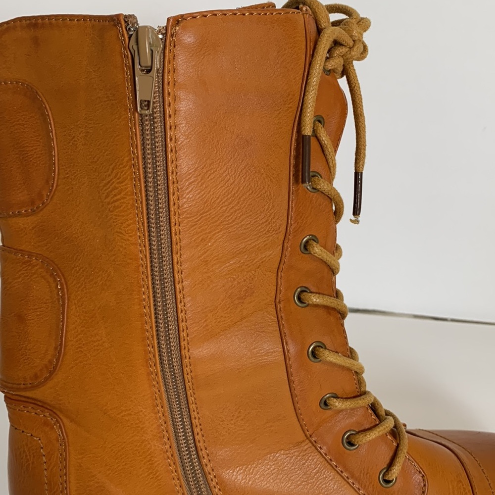 Brinley Co. Boots Size 10 - Picture 4 of 7